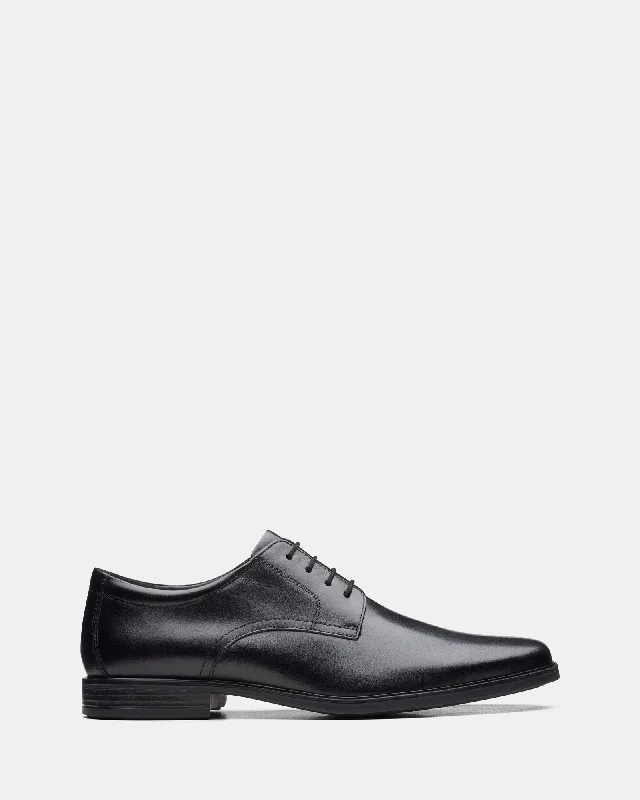 Howard Walk Black Leather