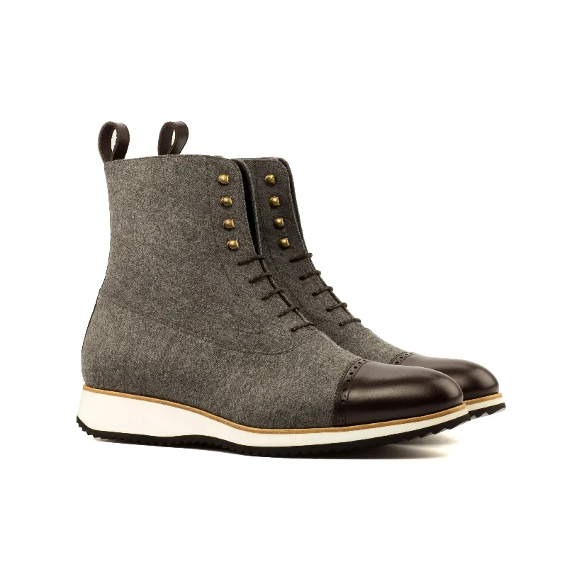 DapperFam Vittorio in Light Grey / Dark Brown Men's Flannel & Italian Leather Balmoral Boot