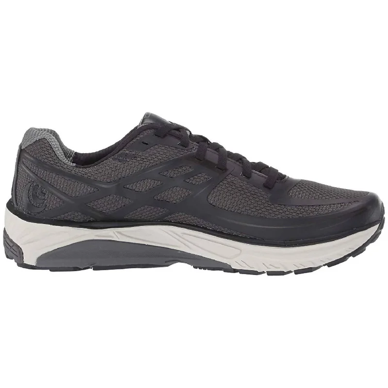 Men's Ultrafly 2 Running Shoes - Medium Width In Grey/black