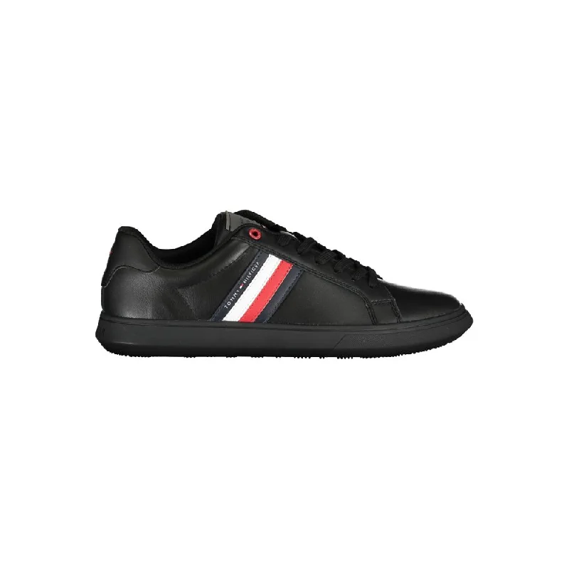 Tommy Hilfiger Chic  Sneakers with Iconic Contrast Men's Details